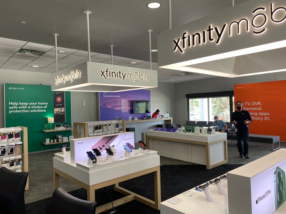 XFINITY STORE BY COMCAST Updated September 2024 34 Photos & 81
