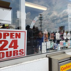 Westgate Shell - Why is the door locked and an employee is visible inside?
