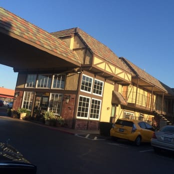 Corona Del Sol - Hotels Near Me - Corona, California Corona Del Sol - Hotels Near Me - Corona, California