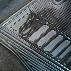 Autobell Car Wash - Mat not properly clean either time