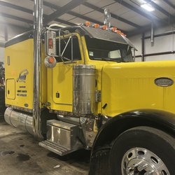 James Towing and Heavy Duty Repair - Peterbilt 379