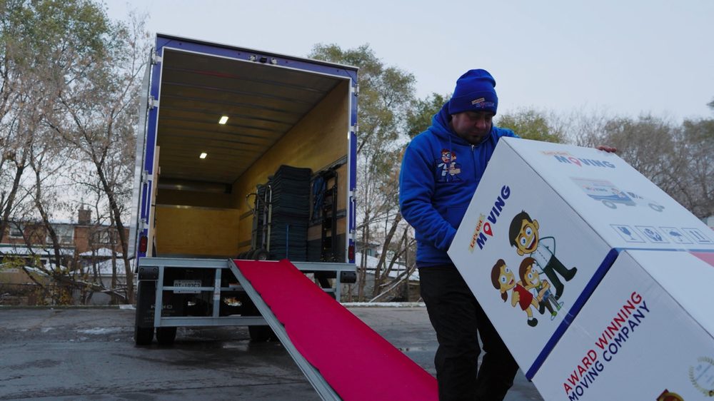 LET’S GET MOVING KINGSTON Updated August 2024 13 Photos 612 O