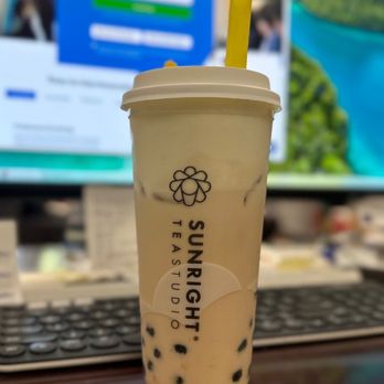 Sunright Tea Studio - San Gabriel - Hokkaido milk tea with black sugar boba and cheese foam - Bubble Tea Near Me - San Gabriel, California Sunright Tea Studio - San Gabriel - Hokkaido milk tea with black sugar boba and cheese foam - Bubble Tea Near Me - San Gabriel, California