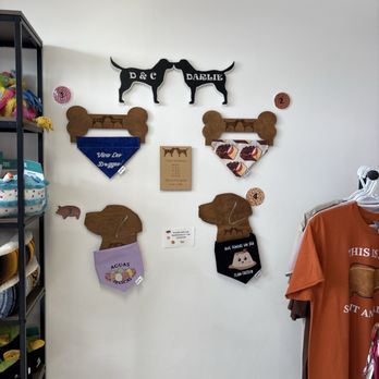 La Pawnaderia - Knick knacks - Pet Stores Near Me - Downey, California La Pawnaderia - Knick knacks - Pet Stores Near Me - Downey, California