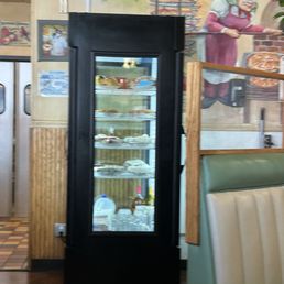 Desert refrigerator case