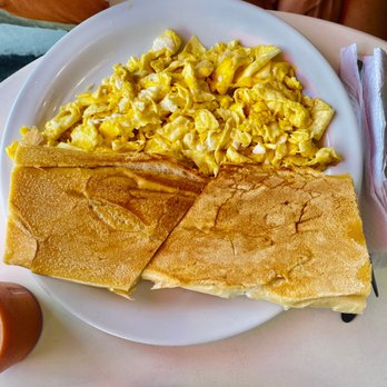 Pinky's - Scramble egg with cheese - Breakfast & Brunch Near Me - San Juan, Puerto Rico Pinky's - Scramble egg with cheese - Breakfast & Brunch Near Me - San Juan, Puerto Rico