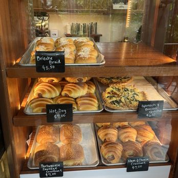 Royal Hawaiian Bakery - Bakery treats - Bakeries Near Me - Honolulu, Hawaii