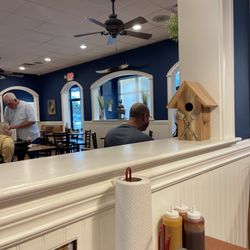 Buffalo Cornbread - Dining Room with Tables