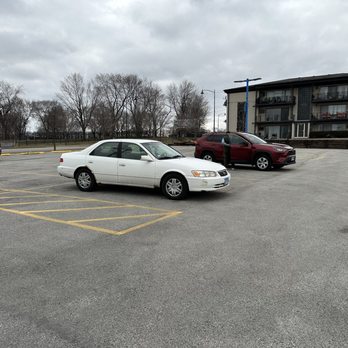 Pepe's Mexican Restaurants - Spacious lot - Mexican Near Me - Hickory Hills, Illinois