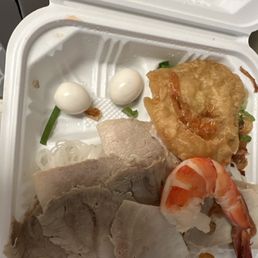 Missing sauce and shrimp
