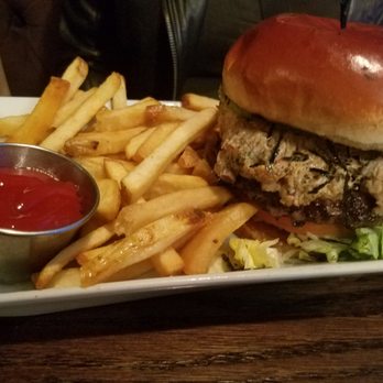 26 Beach Restaurant - Burger - New American Near Me - Venice, California 26 Beach Restaurant - Burger - New American Near Me - Venice, California