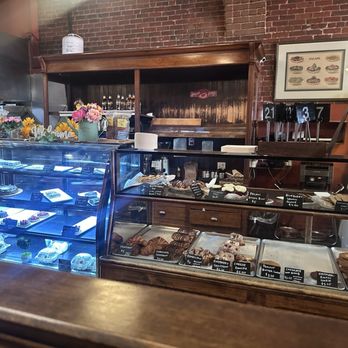 Simple Simon's Bakery & Bistro - Ordering counter - Bakeries Near Me - Riverside, California