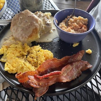 The Farmer's Table Cafe - Arkansawyer - Breakfast & Brunch Near Me - Fayetteville, Arkansas The Farmer's Table Cafe - Arkansawyer - Breakfast & Brunch Near Me - Fayetteville, Arkansas