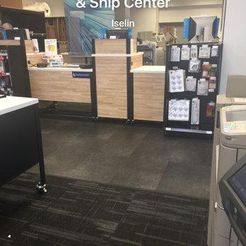 FedEx Office Print & Ship Center - Shipping Centers Near Me - Iselin, New Jersey FedEx Office Print & Ship Center - Shipping Centers Near Me - Iselin, New Jersey