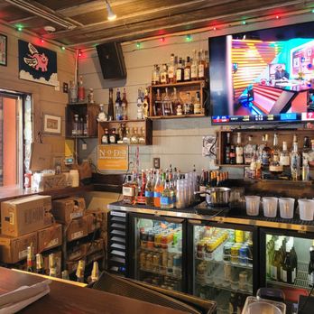 Home Team BBQ - Barbeque Near Me - Sullivan's Island, South Carolina