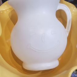 Eclectic Eccentric - Kool-aid pitcher