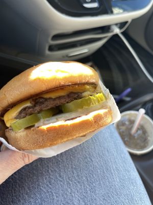In-N-Out Burger by null