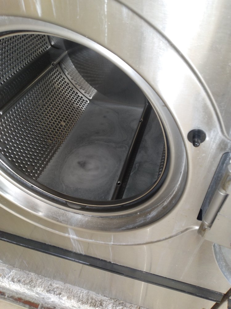 WILTON MANORS LAUNDRY & CLEANERS 3061 N Andrews Ave, Wilton Manors