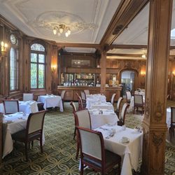 White Swan Hotel - Dining in style!