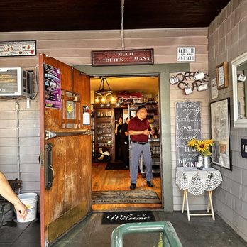 Molly's Souper - Entrance - Breakfast & Brunch Near Me - Upland, California Molly's Souper - Entrance - Breakfast & Brunch Near Me - Upland, California
