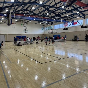Monty Ballard YMCA at Cinco Ranch - Gymnasium - Gyms Near Me - Katy, Texas Monty Ballard YMCA at Cinco Ranch - Gymnasium - Gyms Near Me - Katy, Texas