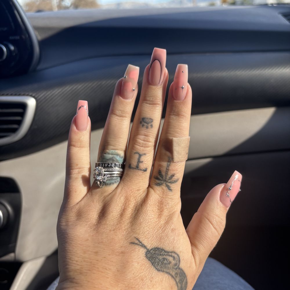 M. Nails & Spa - Nail Salons Near Me - Morgan Hill, California