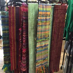 Newton's Yarn Country