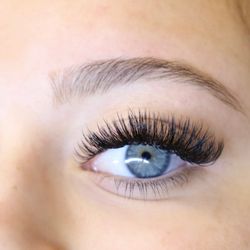 Glow Haus - Volume Lash extensions
