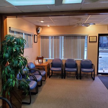 Ankle & Foot Associates - waiting room - Podiatrists Near Me - Temple Terrace, Florida Ankle & Foot Associates - waiting room - Podiatrists Near Me - Temple Terrace, Florida