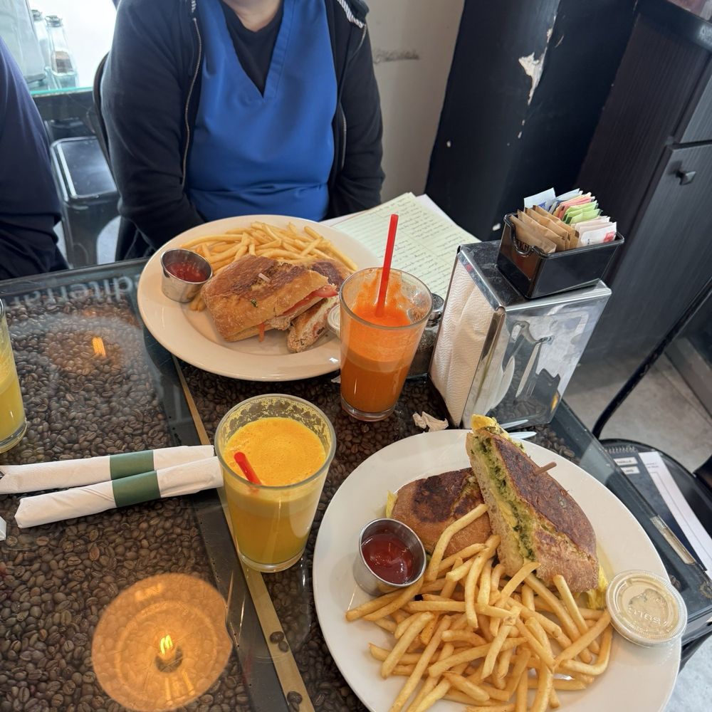 Toast Cafe - Cafes Near Me - Sherman Oaks, California Toast Cafe - Cafes Near Me - Sherman Oaks, California