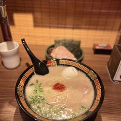 天然豚骨拉麵專門店一蘭