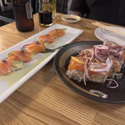 Yummy sushi! Yummy sushi!