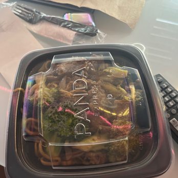 Panda Express - THEY GAVE ME A BOWL I ASKED FOR A PLATE - Chinese Near Me - Queen Creek, Arizona Panda Express - THEY GAVE ME A BOWL I ASKED FOR A PLATE - Chinese Near Me - Queen Creek, Arizona