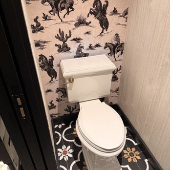 Hotel Drover, Autograph Collection - Bathroom - Hotels Near Me - Fort Worth, Texas Hotel Drover, Autograph Collection - Bathroom - Hotels Near Me - Fort Worth, Texas