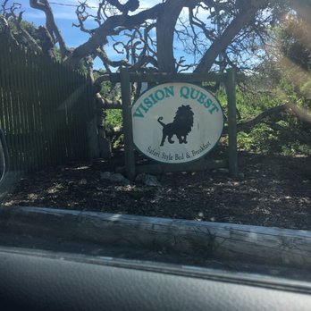 Vision Quest Ranch - Entrance to bungalows - Bed & Breakfast Near Me - Salinas, California