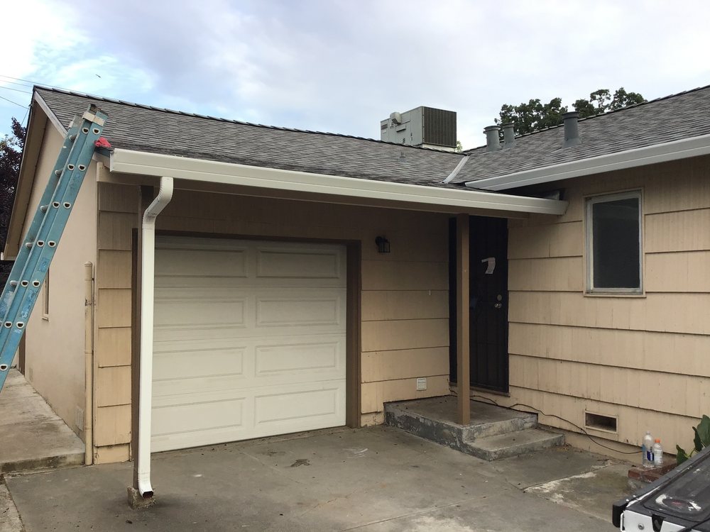 Slide of Rodriguez Roofing