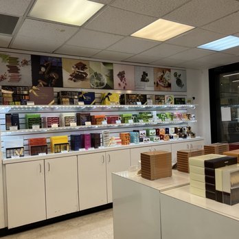 ROYCE' Chocolate at Uwajimaya - Inside the store - Chocolatiers & Shops Near Me - Seattle, Washington ROYCE' Chocolate at Uwajimaya - Inside the store - Chocolatiers & Shops Near Me - Seattle, Washington