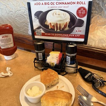 Bob Evans - Biscuits and butter - Breakfast & Brunch Near Me - Lake Wales, Florida