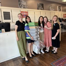 Sister Missionary Mall - Shopping success
