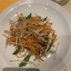 Saigon Etoile - Chicken salad