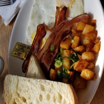 Milkweed - Classic - New American Near Me - Boston, Massachusetts