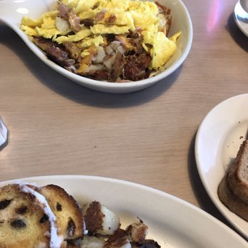 Gina's Cafe - Breakfast skillet!!! - Cafes Near Me - Clinton Township, Michigan