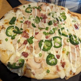 Evviva Trattoria - Chicken bacon ranch - Pizza Near Me - Wrentham, Massachusetts