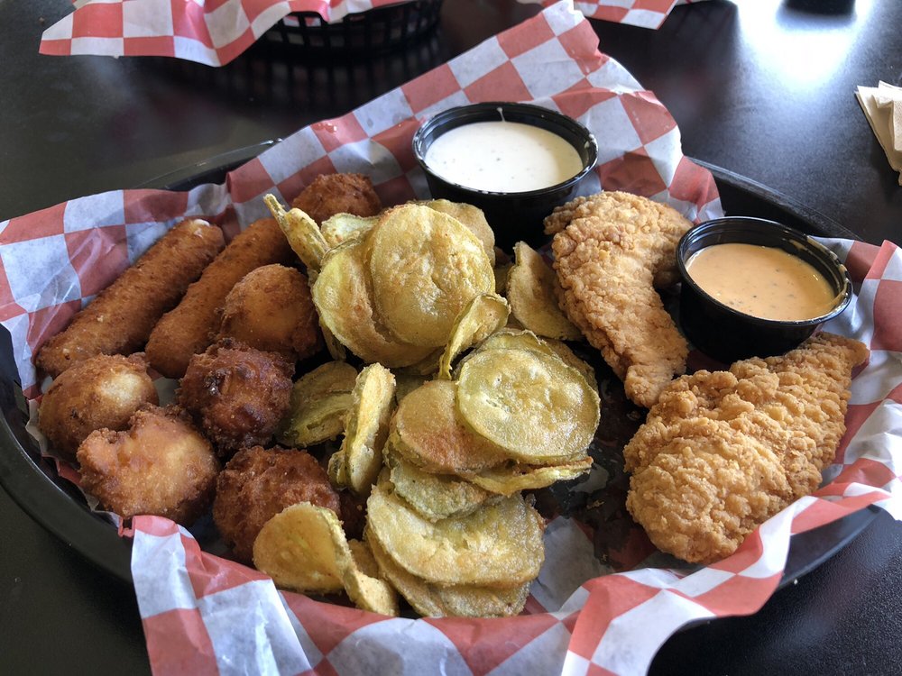 LOUGHMAN LAKE LODGE RESTAURANT CLOSED Updated August 2024 18 Photos & 23 Reviews 1955