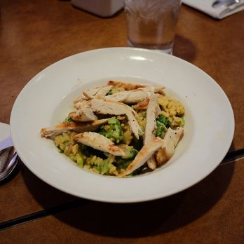 Shari's Cafe and Pies - American Near Me - San Bruno, California