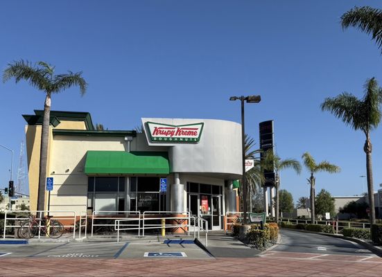 Krispy Kreme by null