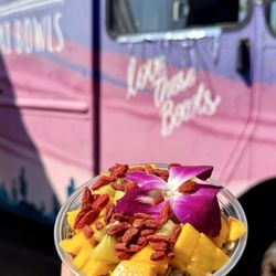 Love Acai Bowls - Hot Pink Pitaya Bowl
