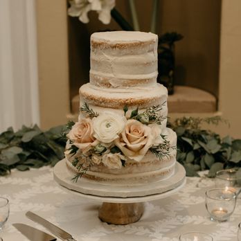 Plumeria Cake Studio - Champagne orange cake - Desserts Near Me - Mission Viejo, California Plumeria Cake Studio - Champagne orange cake - Desserts Near Me - Mission Viejo, California
