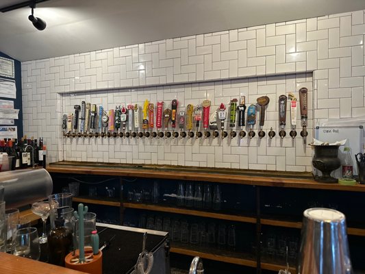 Community Pizza & Beer Garden by null