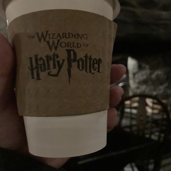 Three Broomsticks at Universal Studios Hollywood - Butter beer hot - British Near Me - Universal City, California Three Broomsticks at Universal Studios Hollywood - Butter beer hot - British Near Me - Universal City, California